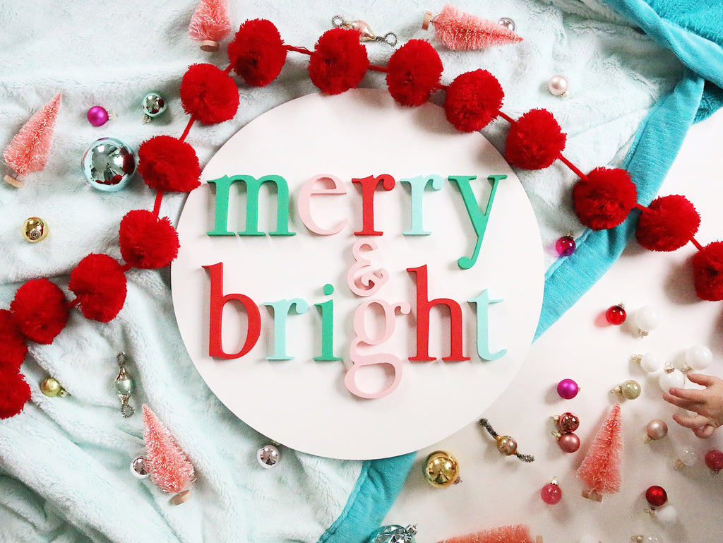 18" Merry + Bright Christmas Round Sign