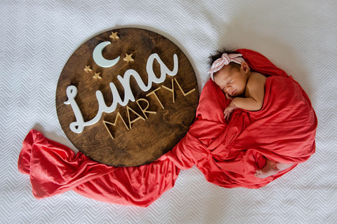 24" Moon and Stars Round Name Sign